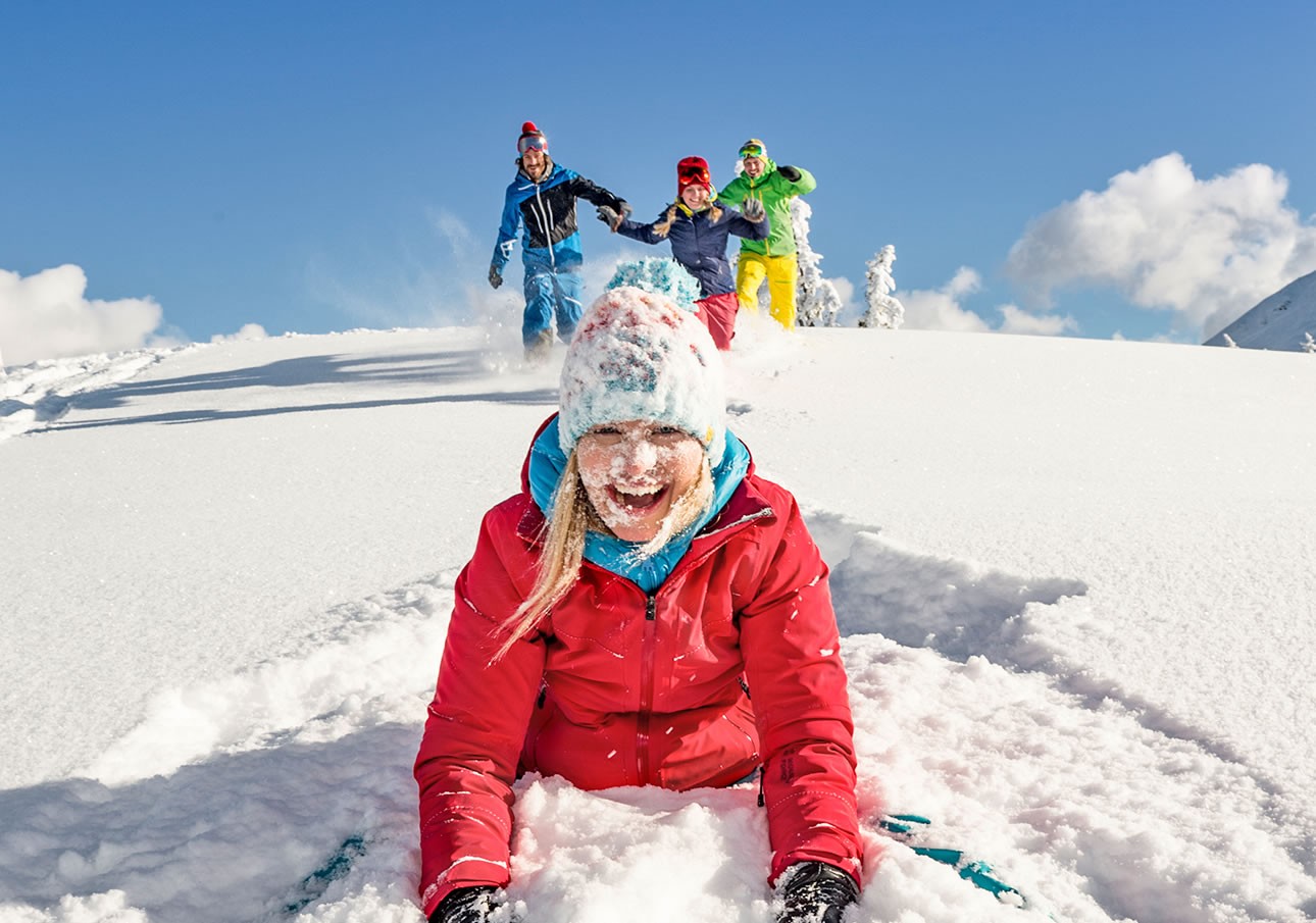 Spaß im Schnee beim Winterurlaub in Flachau